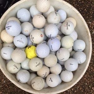 Cleaned used golfballs